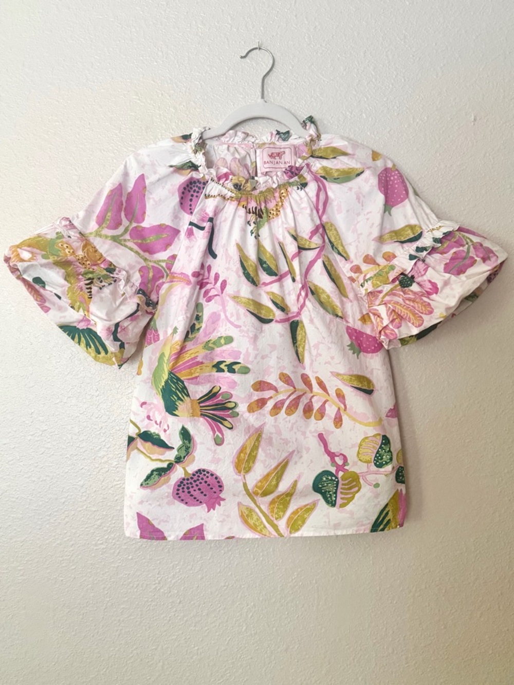 Banjanan White Floral Puff-Sleeve Top with Purple, Pink & Green Print Small EUC